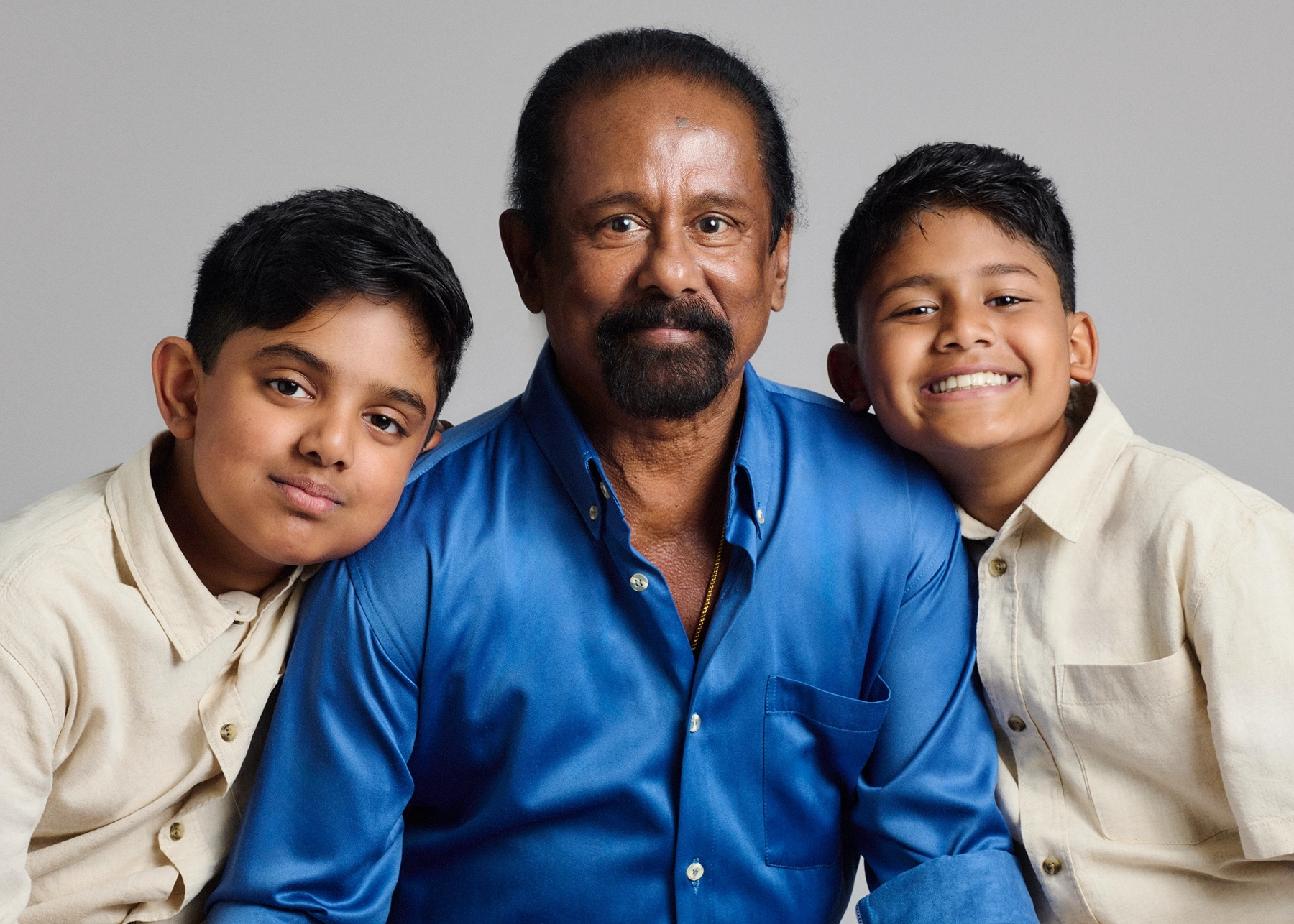 Samarasinghe Family family portrait photography — image 7